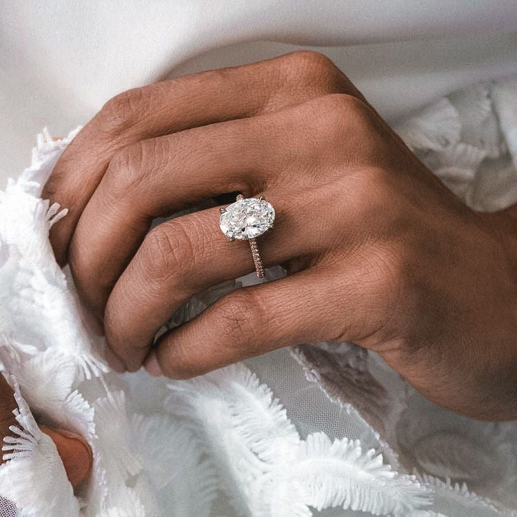 Côrte Engagement Ring - Opal Whispers