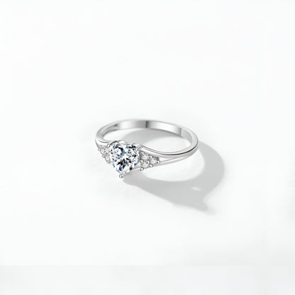 Isabella Heart Ring - Opal Whispers