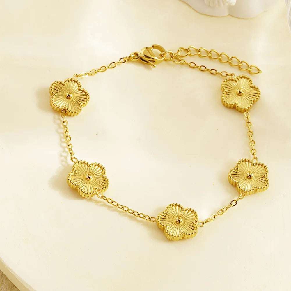 Flower Cleef Bracelets -  